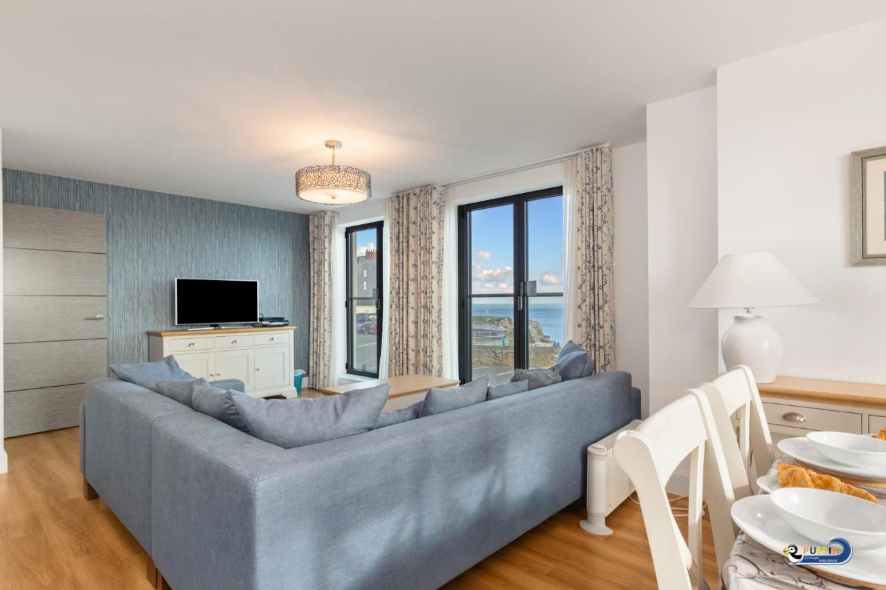 Apartment 8 Waterstone House - Luxury Apartment, Sea Views, Pet Friendly Tenby Zewnętrze zdjęcie