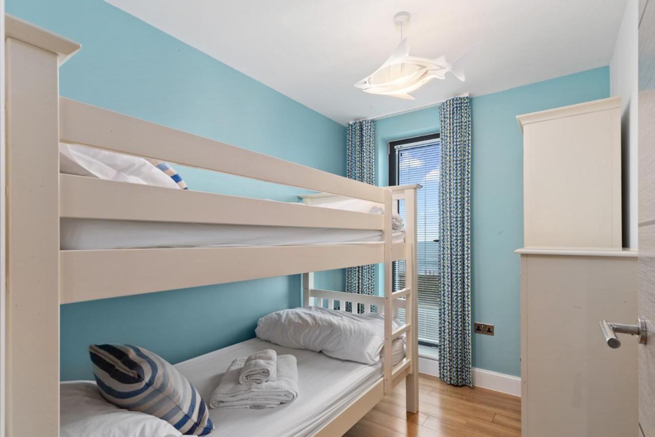 Apartment 8 Waterstone House - Luxury Apartment, Sea Views, Pet Friendly Tenby Zewnętrze zdjęcie